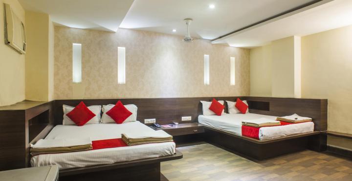 Shelter Hotel Lucknow Exteriör bild