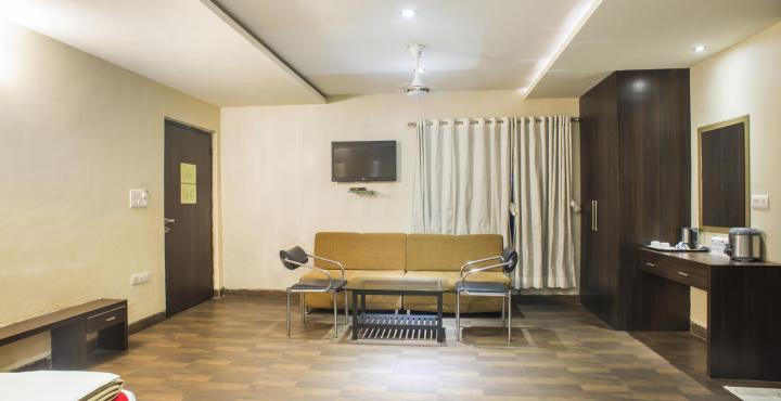 Shelter Hotel Lucknow Exteriör bild
