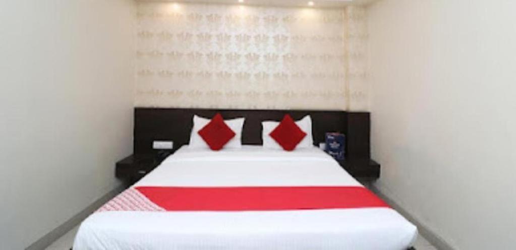 Shelter Hotel Lucknow Rum bild